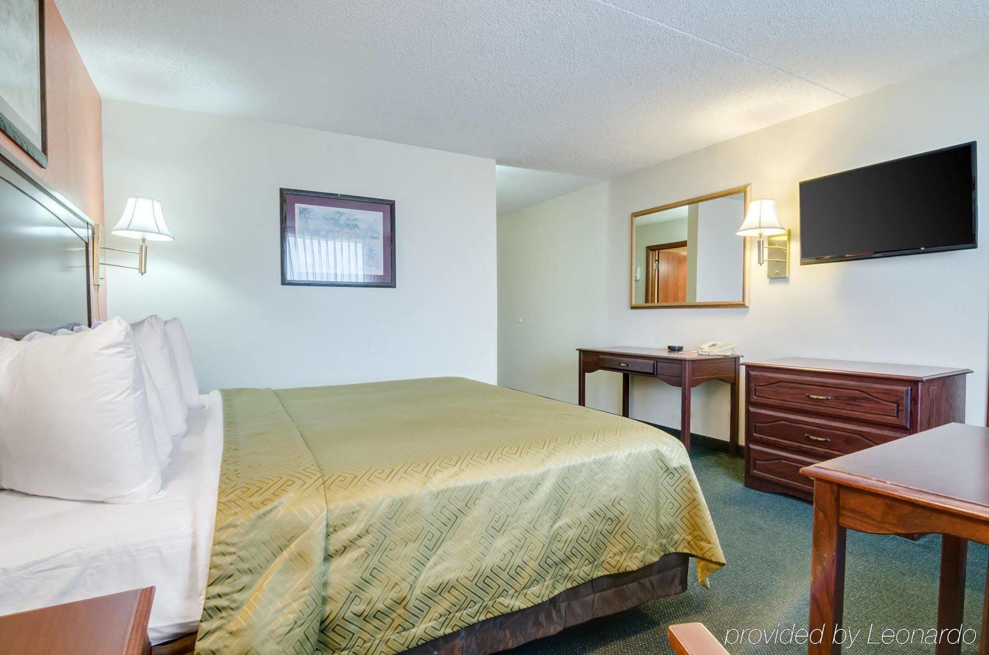 Americas Best Value Inn Salina Extérieur photo